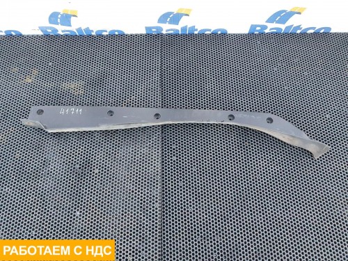 Угол бампера левый