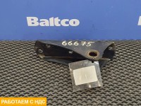 Кронштейн цилиндра подъема кабины