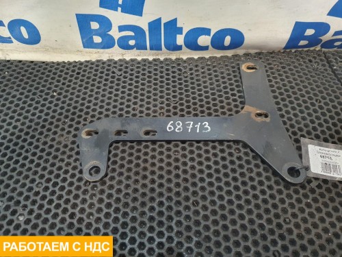 Кронштейн шумоизоляции двигателя правый