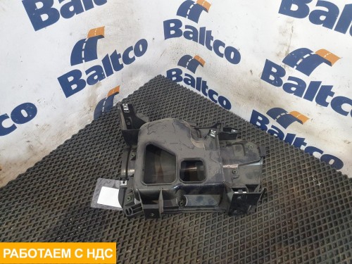 Накладка торпедо левая