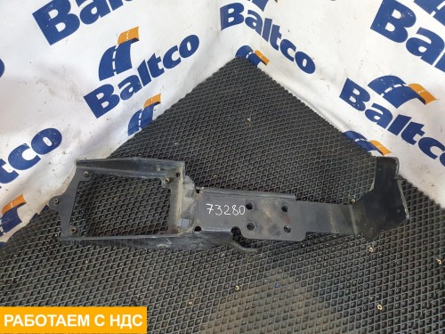 Кронштейн насоса AdBlue