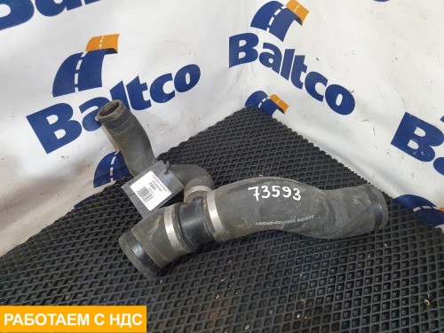 Патрубок системы охлаждения