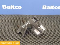 Кронштейн ускорительного клапана