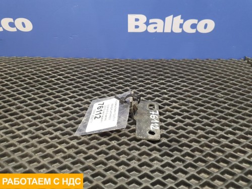 Кронштейн трубки кондиционера