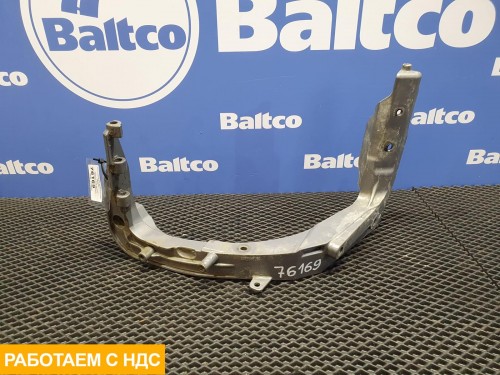 Кронштейн крепления фары левый